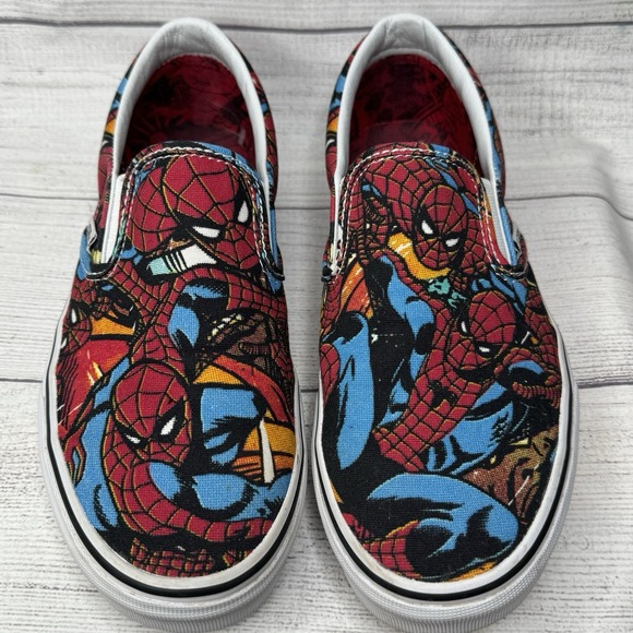 Vans x Marvel Classic Slip On Spider Man Sneakers Slip On‎ Men's Size 8 W 9.5 - Picture 3 of 7